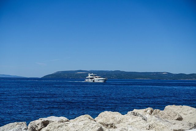 The Coast by Private Yacht