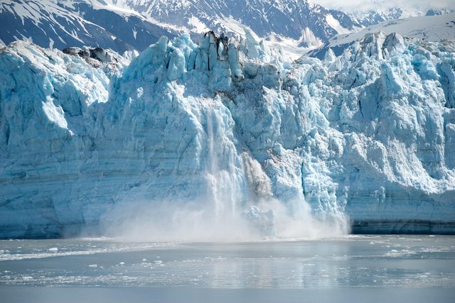 A glacier by raft, by helicopter, by silence