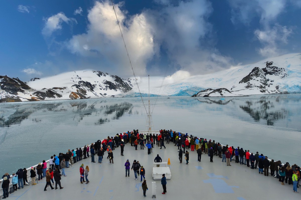 The Deep Ice