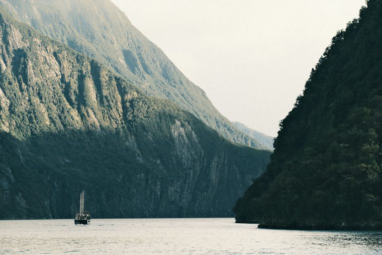 Australia & New Zealand — luxury travel by Forest Travel