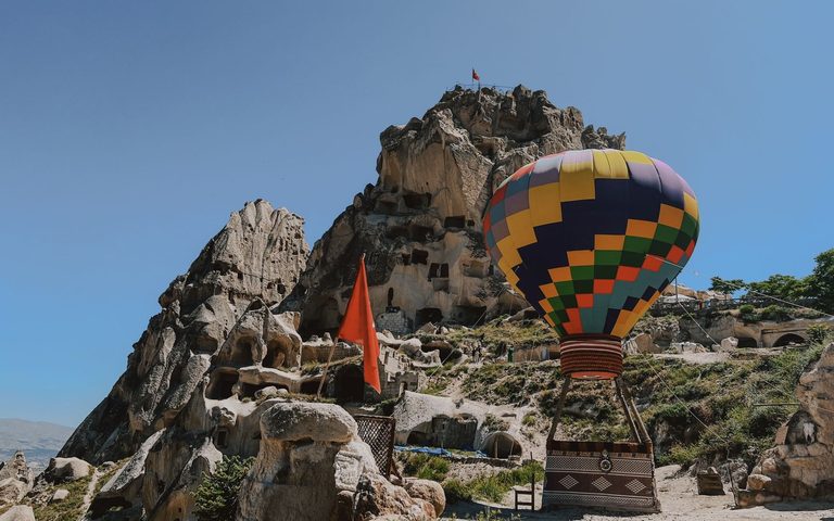 Balloons & Caves