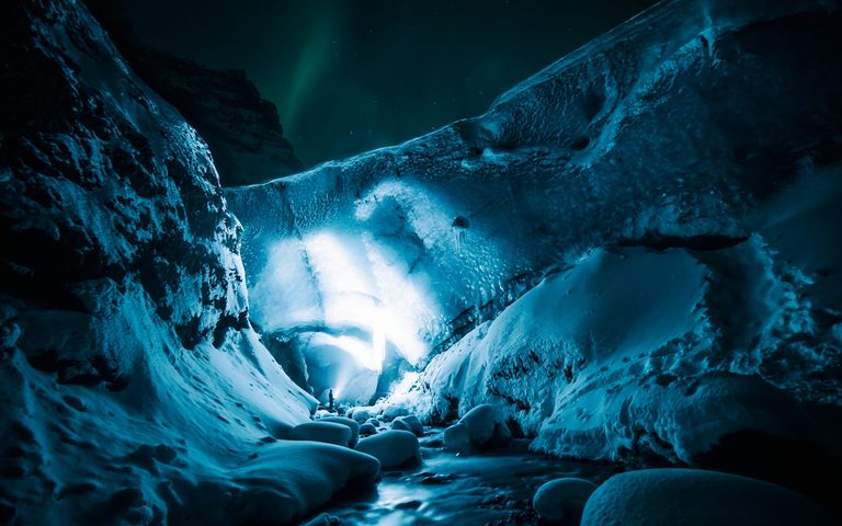 Aurora over the Glaciers