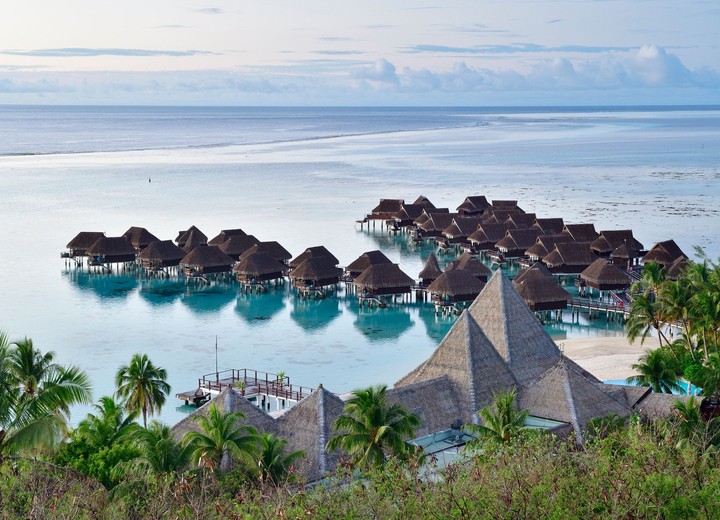 Mountain & Lagoon