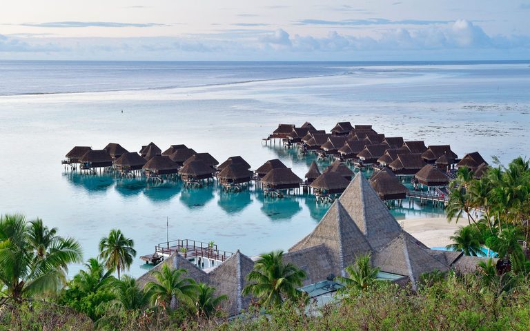 Mountain & Lagoon
