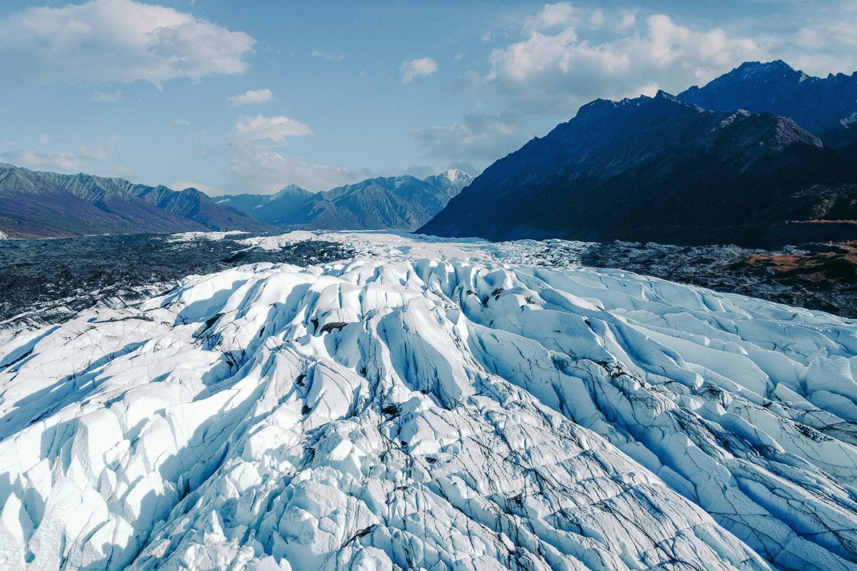 A Glacier Landing on Denali