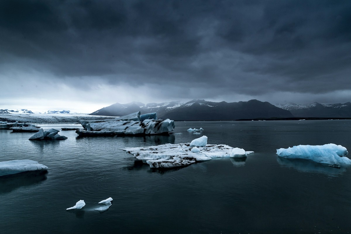 Jökulsárlón at Dusk