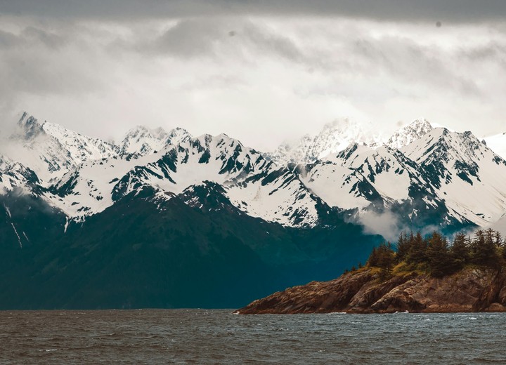The Coastal Wilderness Retreat