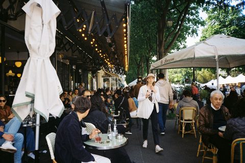 The Paris Table