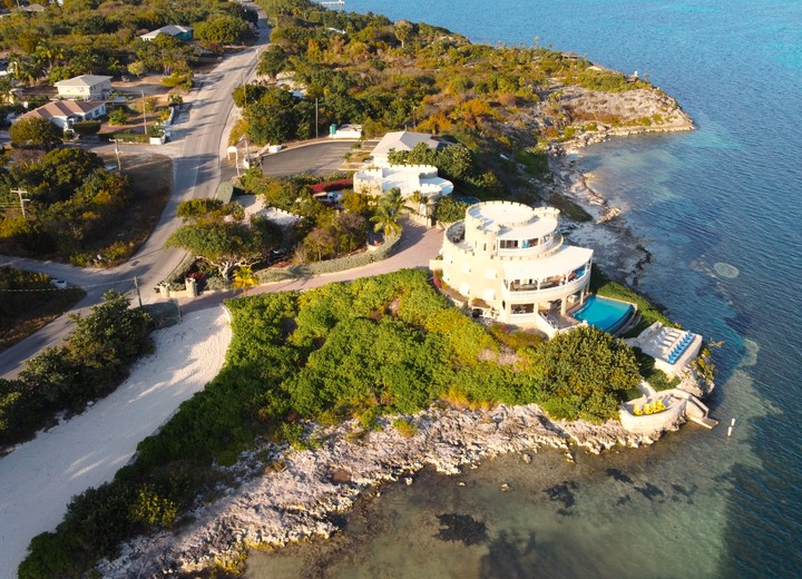 A Private Villa in Turks & Caicos