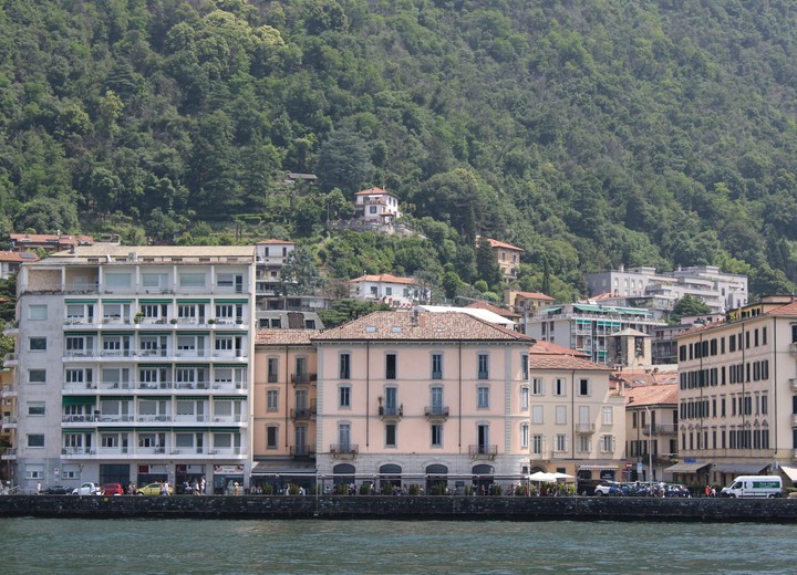 Como for the Family
