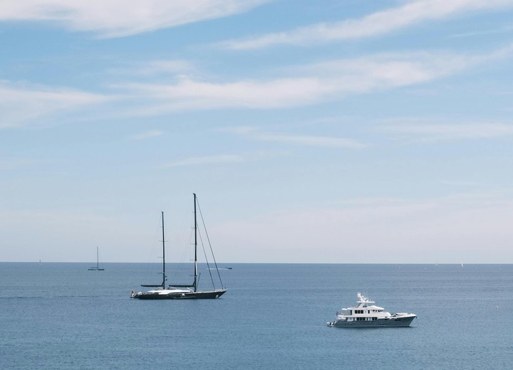 Riviera Yacht Journey