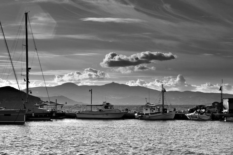 Matzos by Sail — Naxos