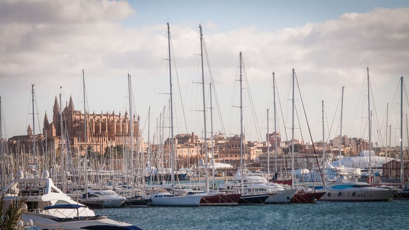 Mallorca by Yacht — Mallorca