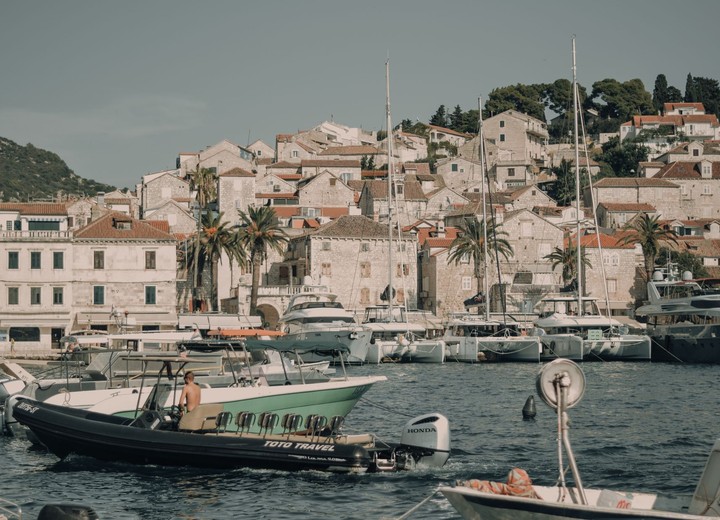 Island-Hop by Yacht