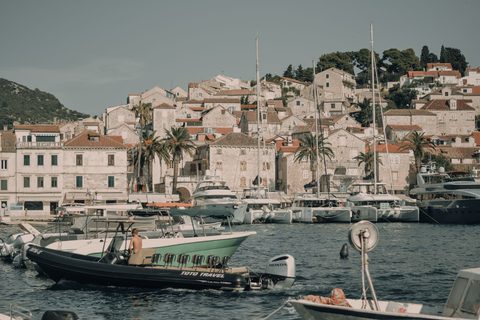Island-Hop by Yacht