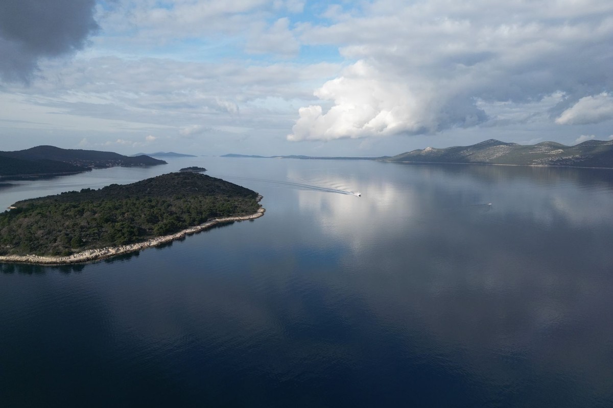 The Pakleni Coves