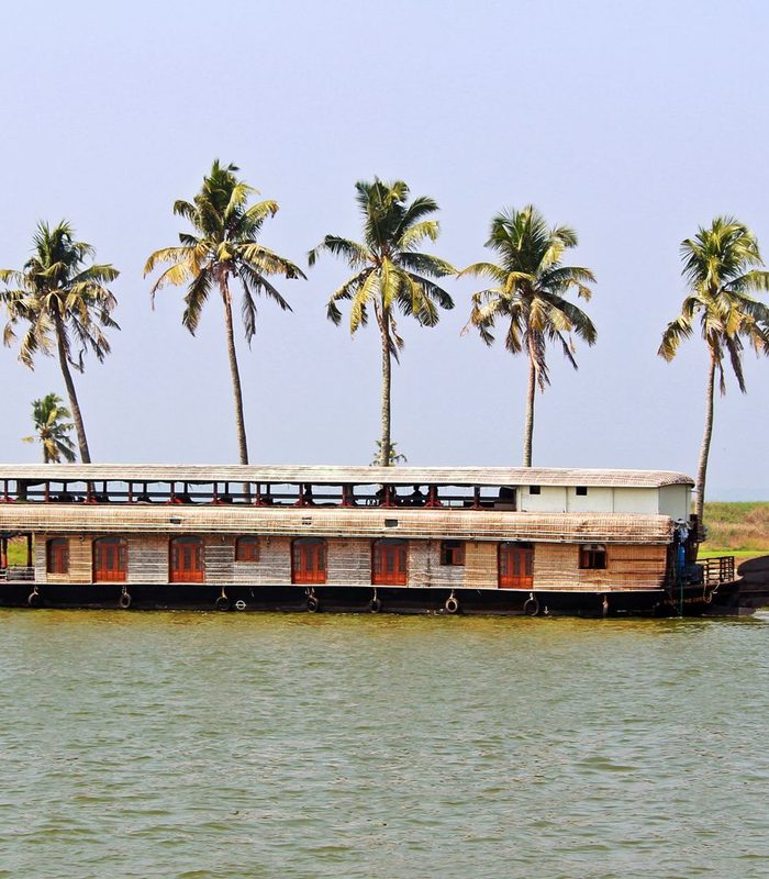 Kerala — The Backwaters & Hills