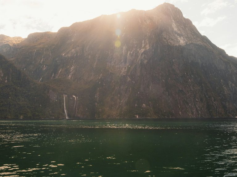 Luxury Australia & New Zealand Guide — Where to Go, When, and How Long