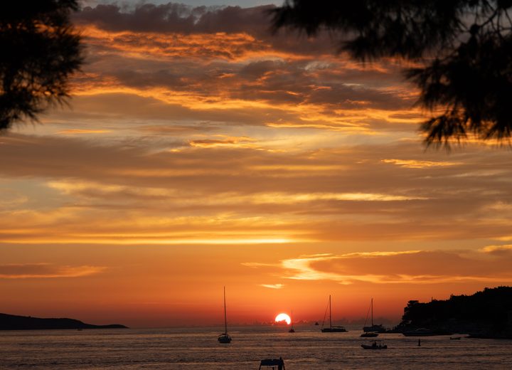 Island-Hop by Yacht