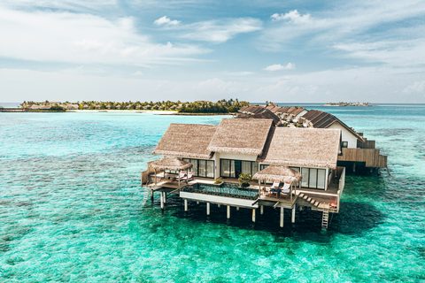 The Best Luxury Anniversary Trips for Couples