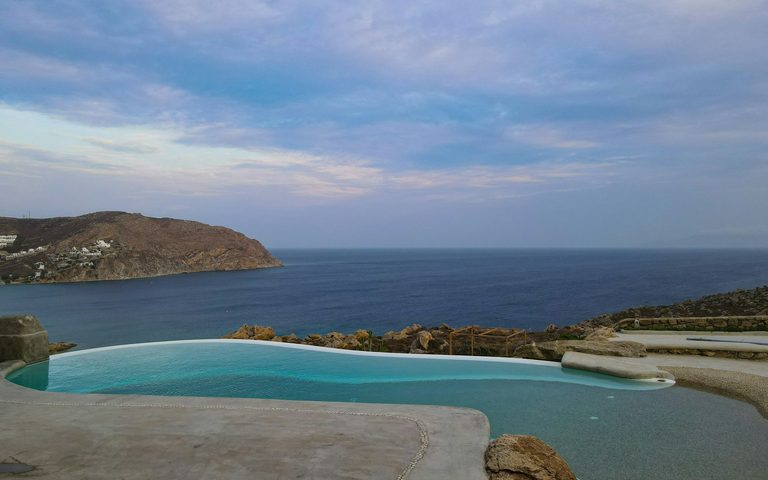 ¿Villa u hotel para un viaje de lujo? Cómo elegir y cuándo gana una residencia
