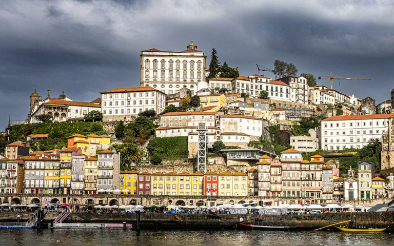 Douro & Wine Country