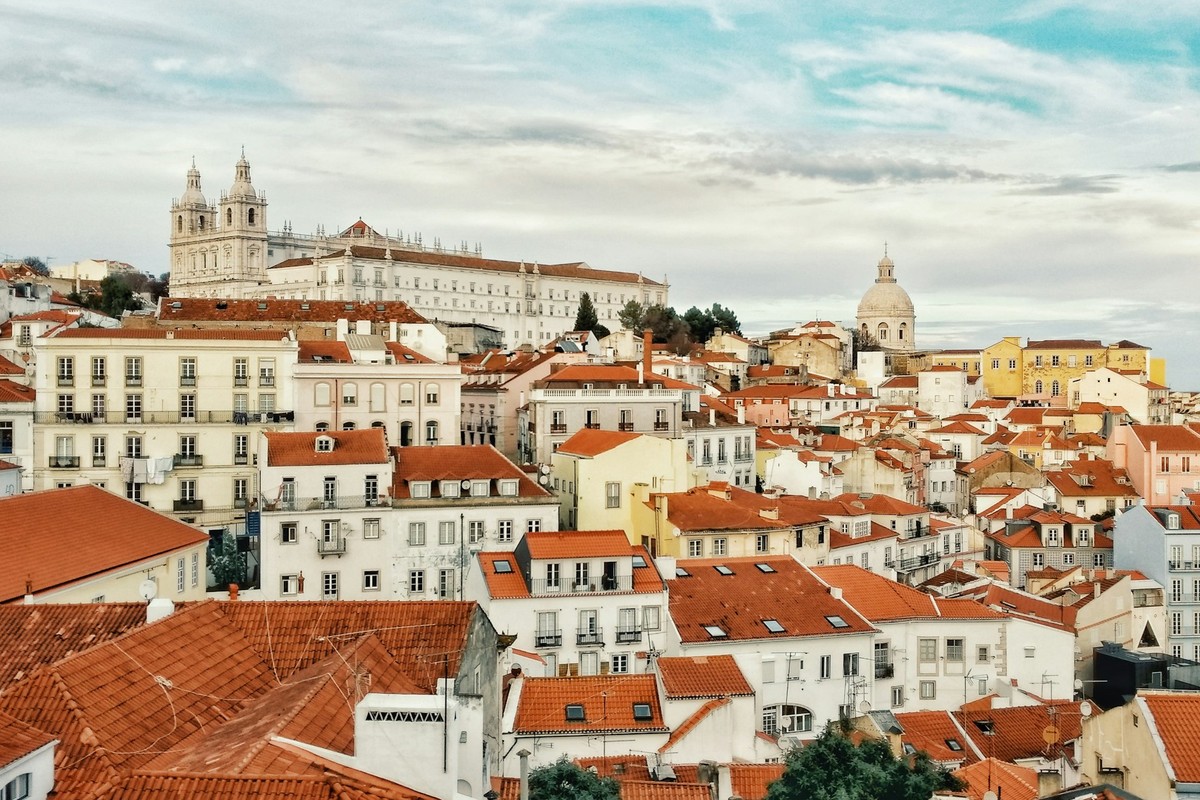 Lisbon, After Hours