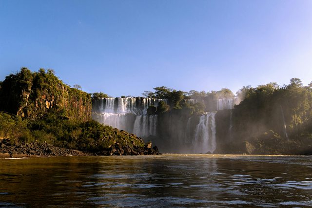 Los senderos privados argentinos con un naturalista
