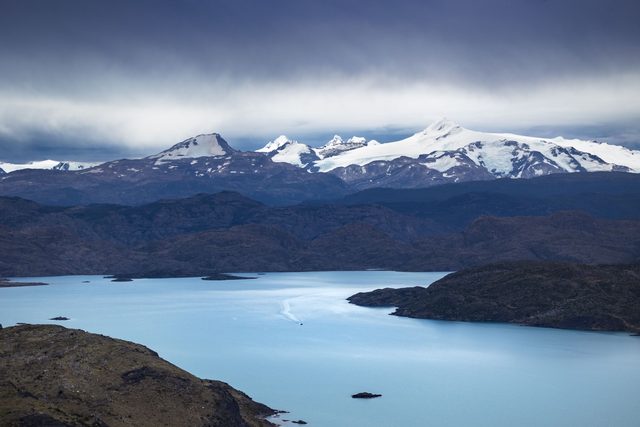 Un bote privado hasta la cara del glaciar Grey