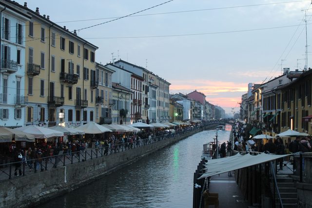 Un artesano de Navigli, después de que cierren las boutiques
