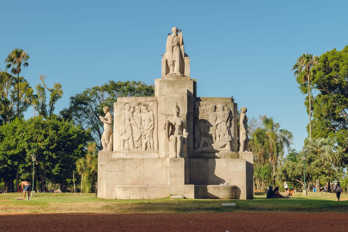 Recoleta with a porteño art historian