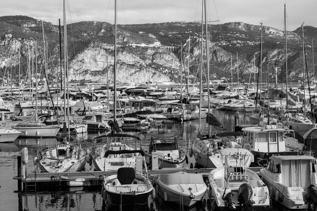Una Riva vintage desde Antibes hasta Cap Ferrat