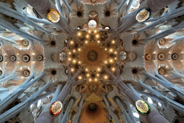 La Sagrada Família al primer destello del alba