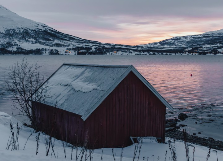 The Fjord Honeymoon