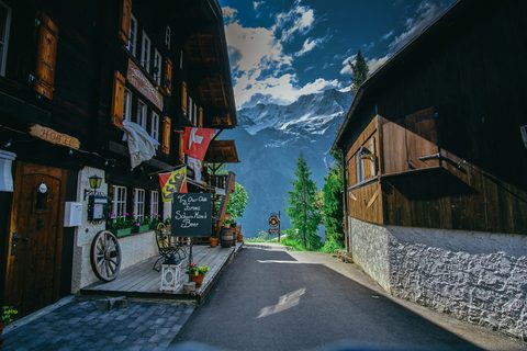 The Alpine Table