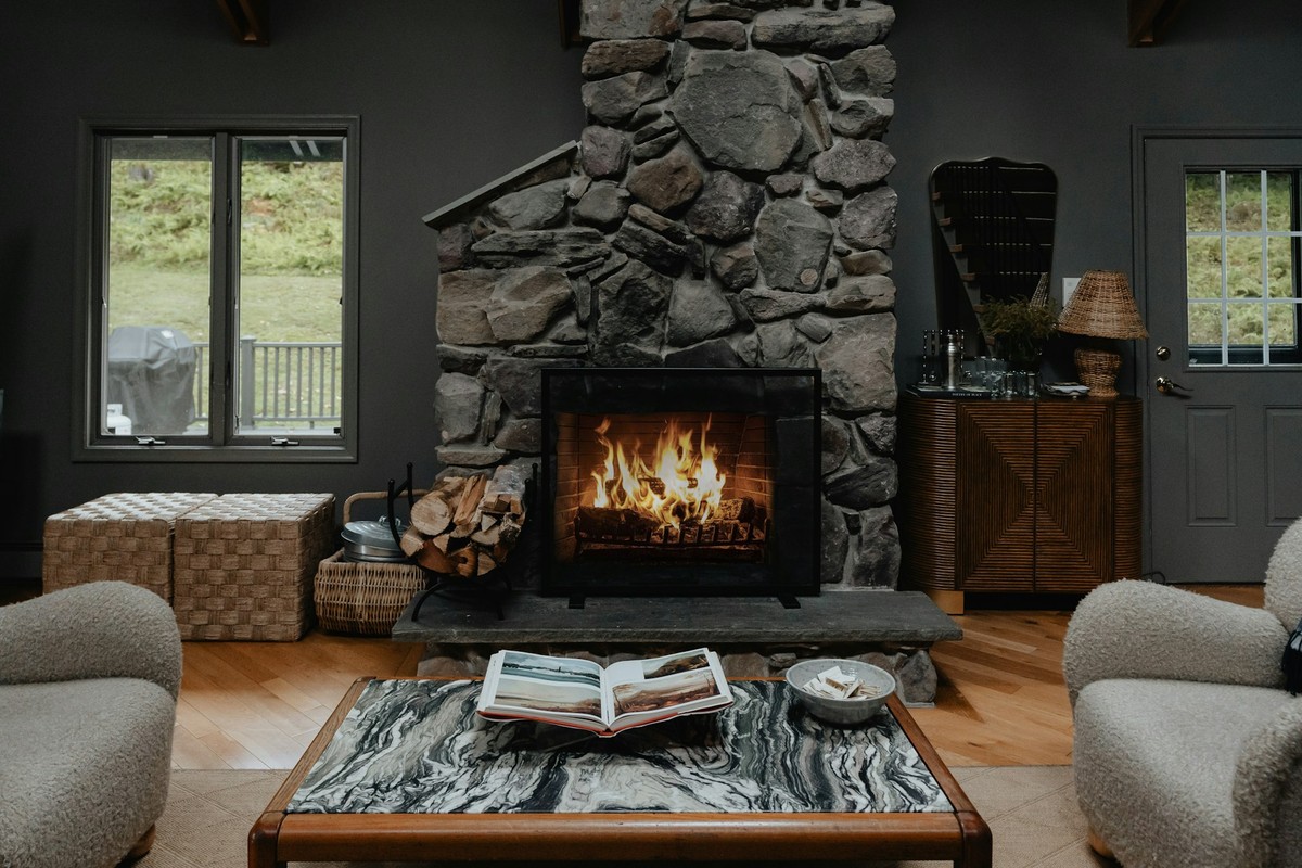 The Chalet Table
